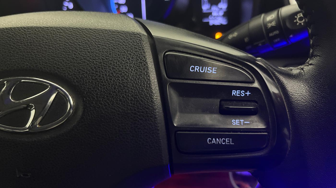 2020 Hyundai VENUE SX 1.0 TURBO, Petrol, Manual, 34,778 km, Adaptive Cruise Control