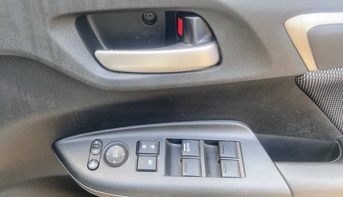 2017 Honda WR-V 1.2L I-VTEC VX MT, Petrol, Manual, 71,328 km, Driver Side Door Panels Control