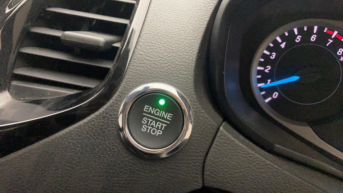 2019 Ford New Figo TITANIUM 1.2 PETROL MT, Petrol, Manual, 43,692 km, Keyless Start/ Stop Button