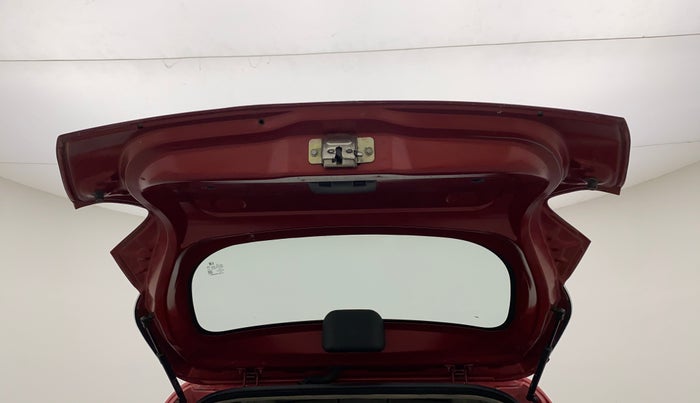 2016 Renault Kwid RXT 1.0, Petrol, Manual, 79,245 km, Boot Door Open