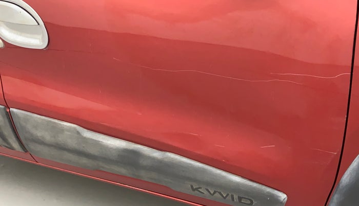 2016 Renault Kwid RXT 1.0, Petrol, Manual, 79,245 km, Driver-side door - Minor scratches