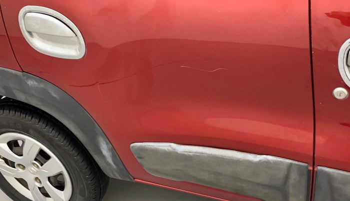 2016 Renault Kwid RXT 1.0, Petrol, Manual, 79,245 km, Right rear door - Slightly dented