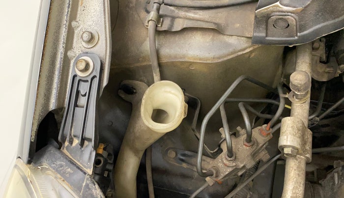 2012 Honda Brio EX MT, Petrol, Manual, 87,821 km, Front windshield - Wiper bottle cap missing