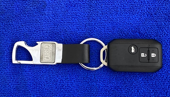 2022 Maruti Dzire ZXI Plus AMT, Petrol, Automatic, 10,384 km, Key Close Up