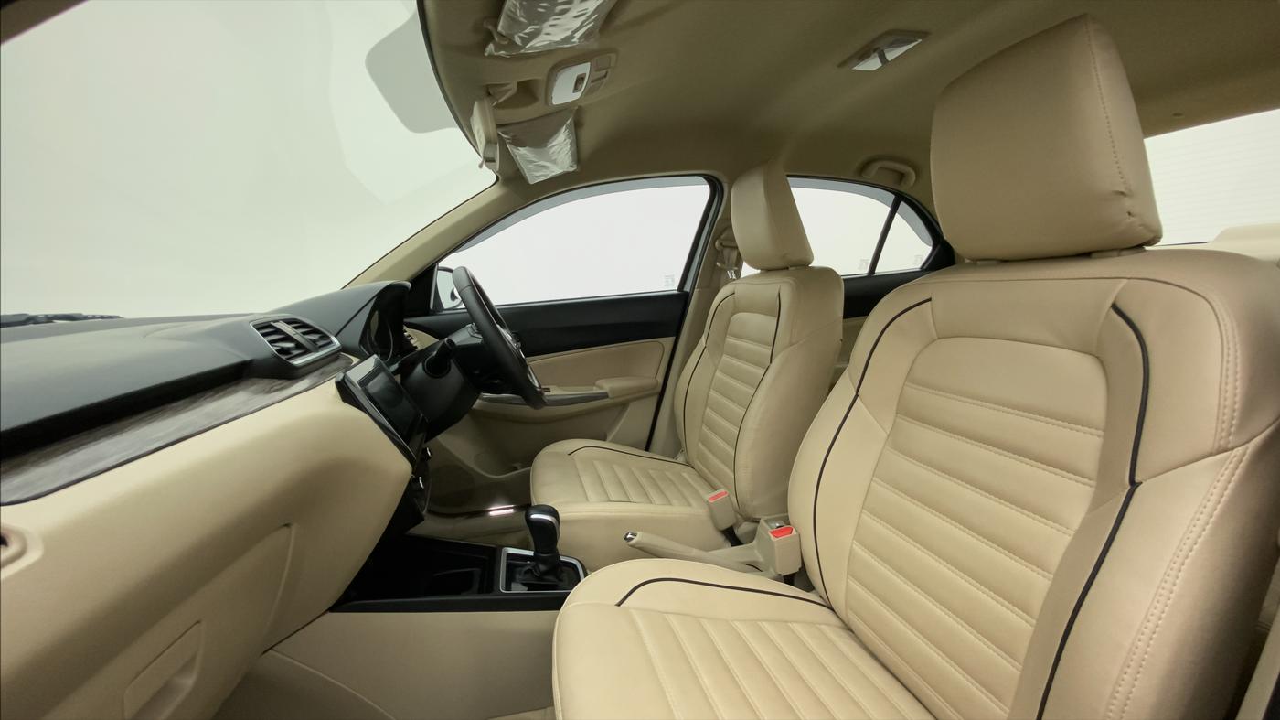 2022 Maruti Dzire ZXI Plus AMT, Petrol, Automatic, 10,384 km, Right Side Front Door Cabin