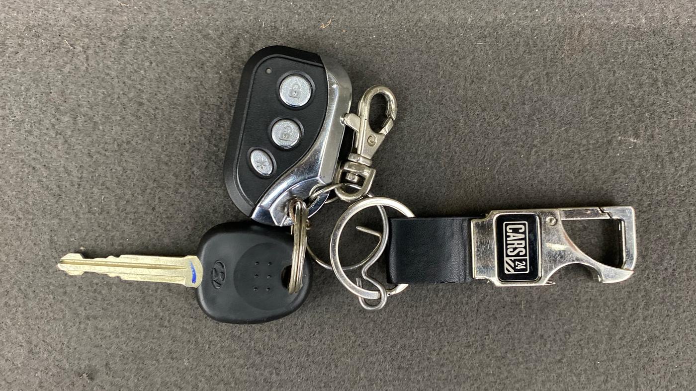 2012 Hyundai i10 SPORTZ 1.2 KAPPA2, Petrol, Manual, 54,812 km, Key Close Up