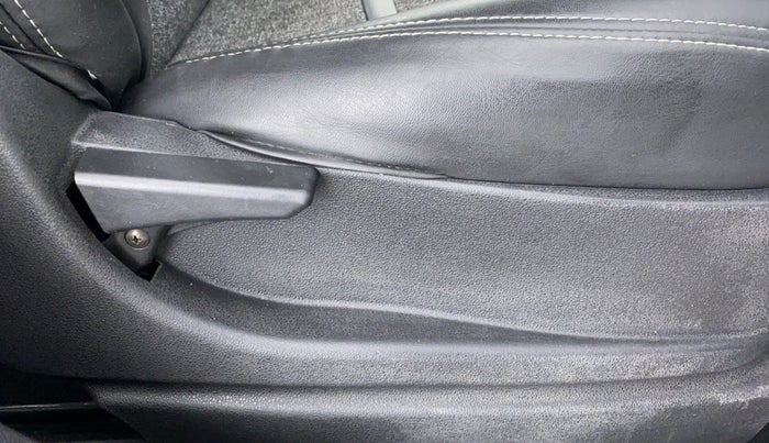 2019 Tata NEXON XMA 1.5, Diesel, Automatic, 24,470 km, Driver Side Adjustment Panel