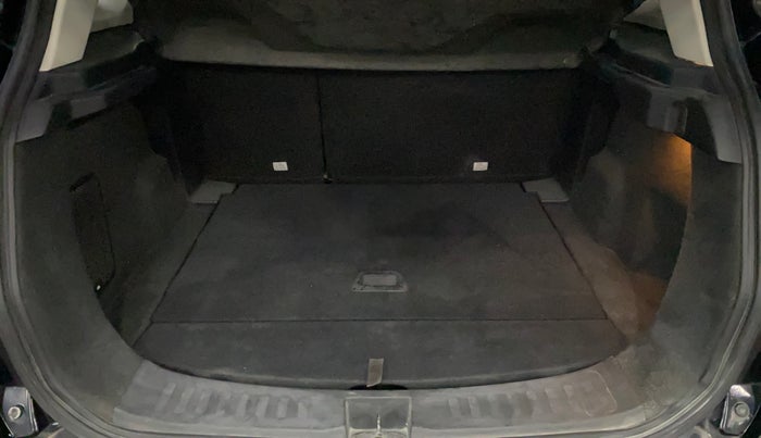 2019 Tata Harrier XZ 2.0L DARK EDITION, Diesel, Manual, 50,868 km, Boot Inside