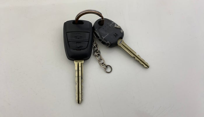 2016 Hyundai Grand i10 SPORTZ 1.2 KAPPA VTVT, Petrol, Manual, 56,646 km, Key Close Up