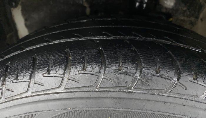 2018 Maruti Celerio X ZXI (O) AMT, Petrol, Automatic, 57,741 km, Left Front Tyre Tread