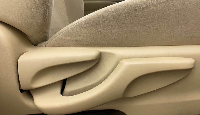 2020 Toyota YARIS J CVT, Petrol, Automatic, 12,127 km, Driver Side Adjustment Panel