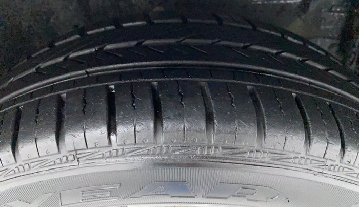 2020 Toyota YARIS J CVT, Petrol, Automatic, 12,127 km, Right Front Tyre Tread