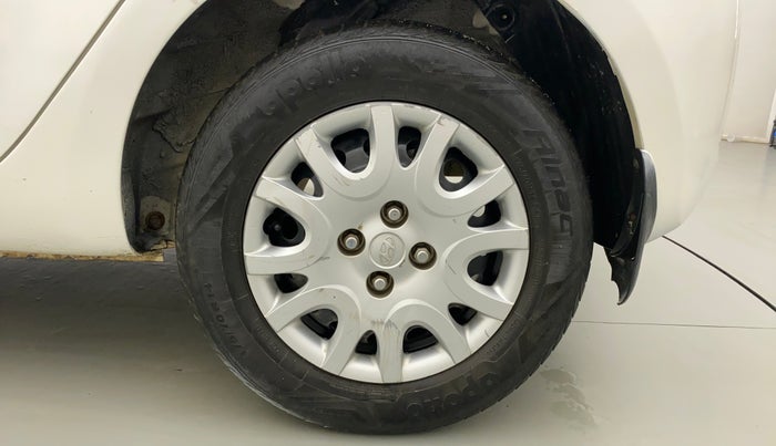 2011 Hyundai i20 MAGNA (O) 1.2, Petrol, Manual, 89,507 km, Left Rear Wheel