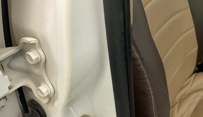 2011 Hyundai i20 MAGNA (O) 1.2, Petrol, Manual, 89,507 km, Driver-side door - Beading has minor damage