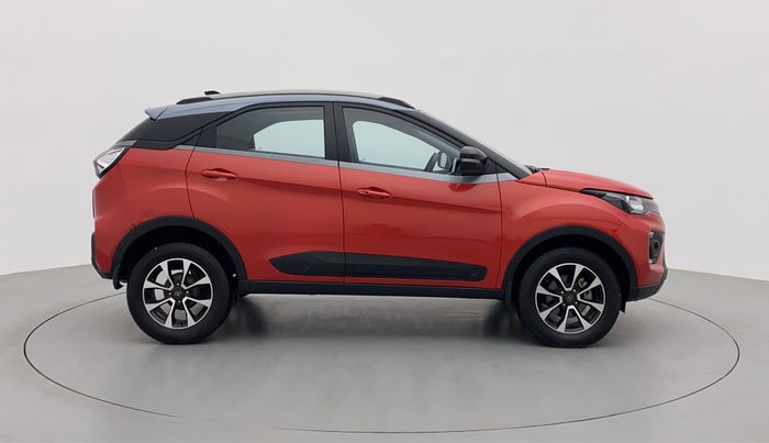 2021 Tata NEXON XZA+ SUNROOF 1.5 RTQ, Diesel, Automatic, 26,186 km, Right Side View