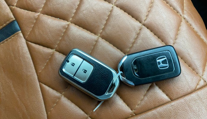 2019 Honda BR-V 1.5L I-VTEC V CVT, Petrol, Automatic, 44,089 km, Key Close Up