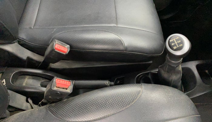 2015 Maruti Wagon R 1.0 LXI, Petrol, Manual, 50,621 km, Gear Lever