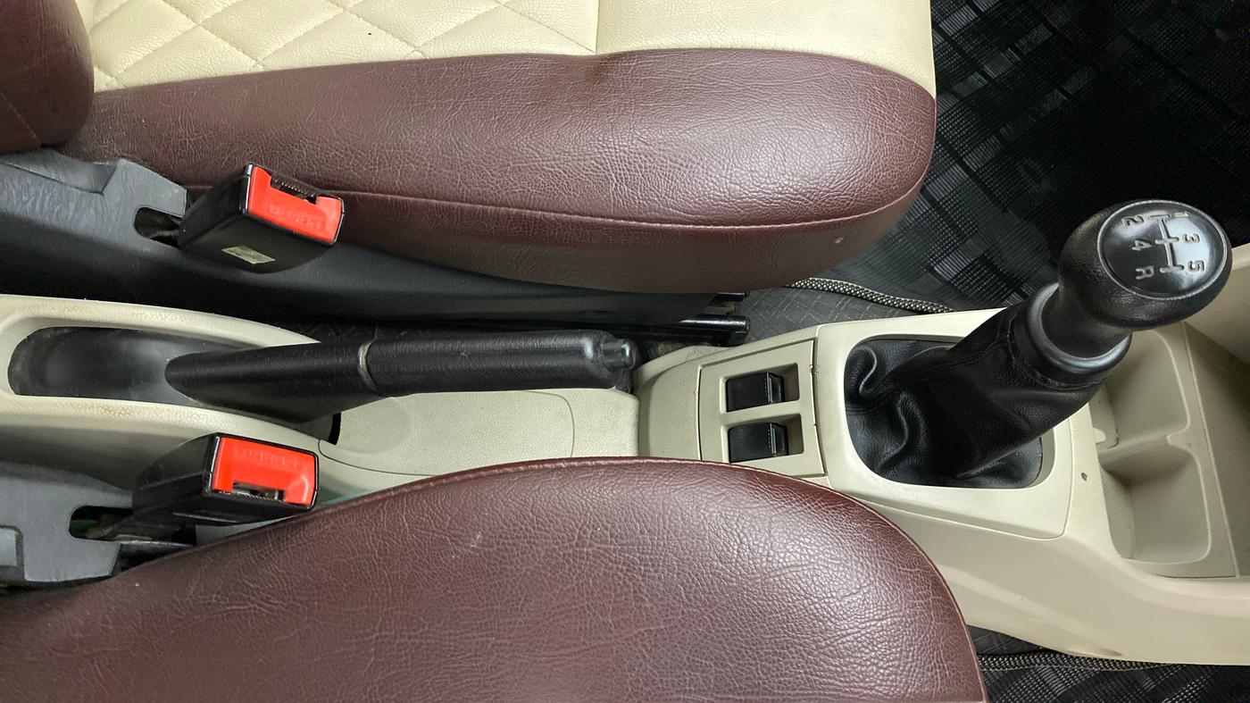 2020 Maruti Alto LXI, Petrol, Manual, 43,046 km, Gear Lever