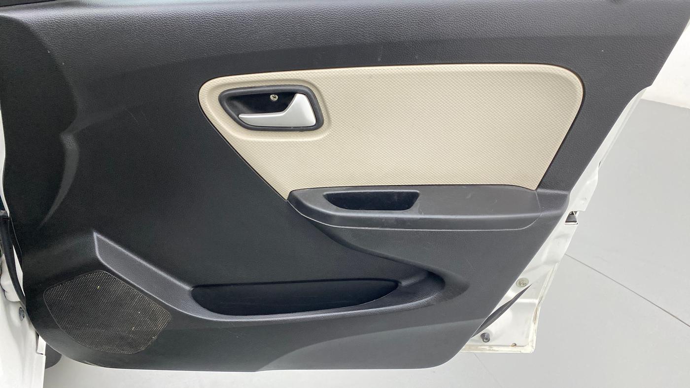 2020 Maruti Alto LXI, Petrol, Manual, 43,046 km, Driver Side Door Panels Control