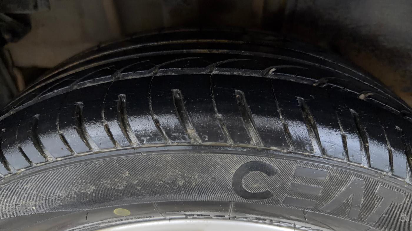 2018 Tata Tiago XZ PETROL, Petrol, Manual, 52,147 km, Right Rear Tyre Tread