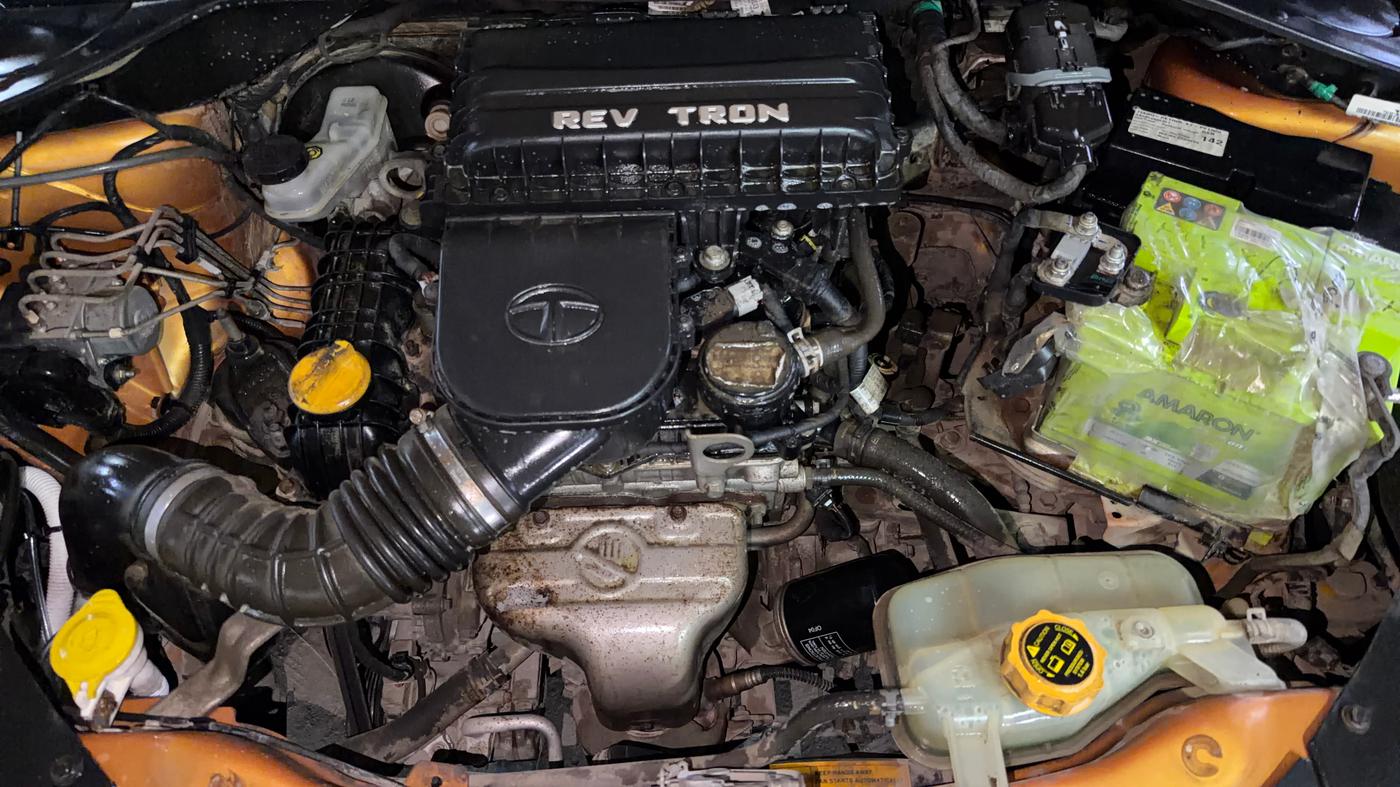 2018 Tata Tiago XZ PETROL, Petrol, Manual, 52,147 km, Engine View