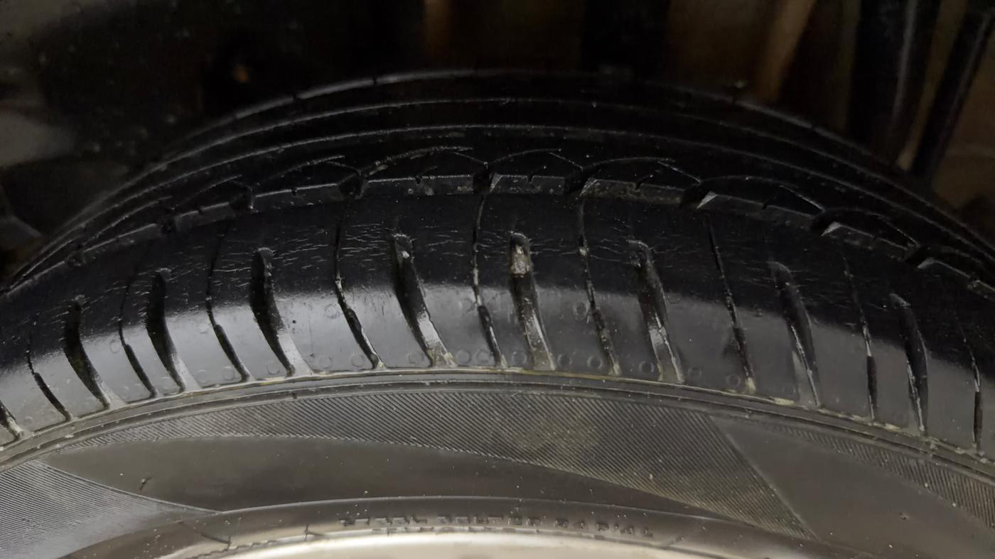 2018 Tata Tiago XZ PETROL, Petrol, Manual, 52,147 km, Left Rear Tyre Tread