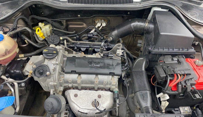 2016 Volkswagen Polo HIGHLINE1.2L, Petrol, Manual, 91,915 km, Engine View