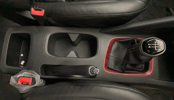 2023 Nissan MAGNITE XV RED EDITION, Petrol, Manual, 12,568 km, Gear Lever