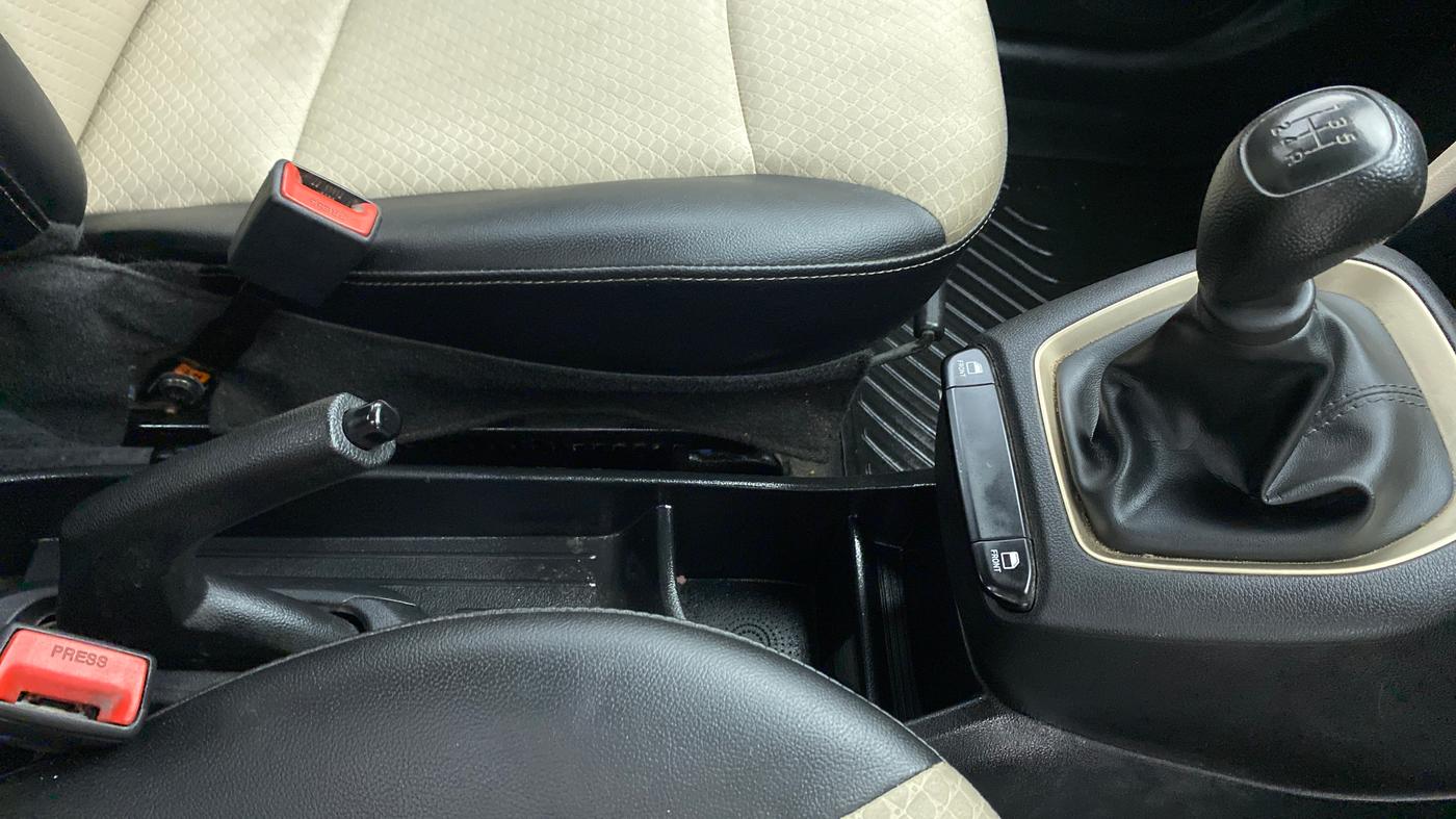 2019 Hyundai NEW SANTRO ERA 1.1, Petrol, Manual, 45,889 km, Gear Lever