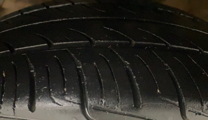 2019 Hyundai Grand i10 SPORTZ 1.2 KAPPA VTVT, Petrol, Manual, 78,213 km, Left Front Tyre Tread