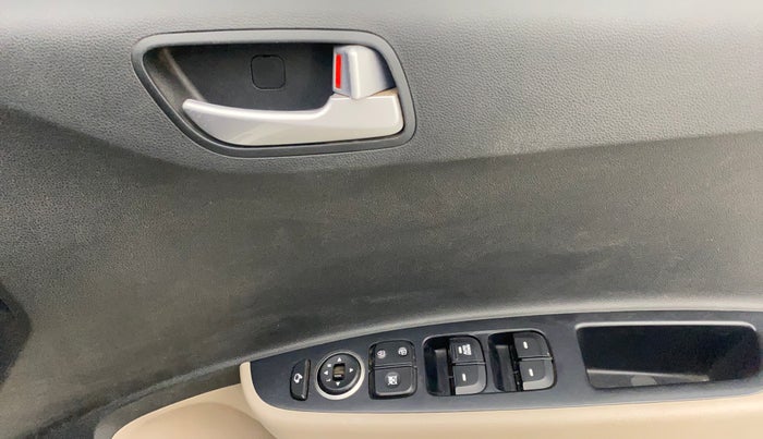 2019 Hyundai Grand i10 SPORTZ 1.2 KAPPA VTVT, Petrol, Manual, 78,213 km, Driver Side Door Panels Control