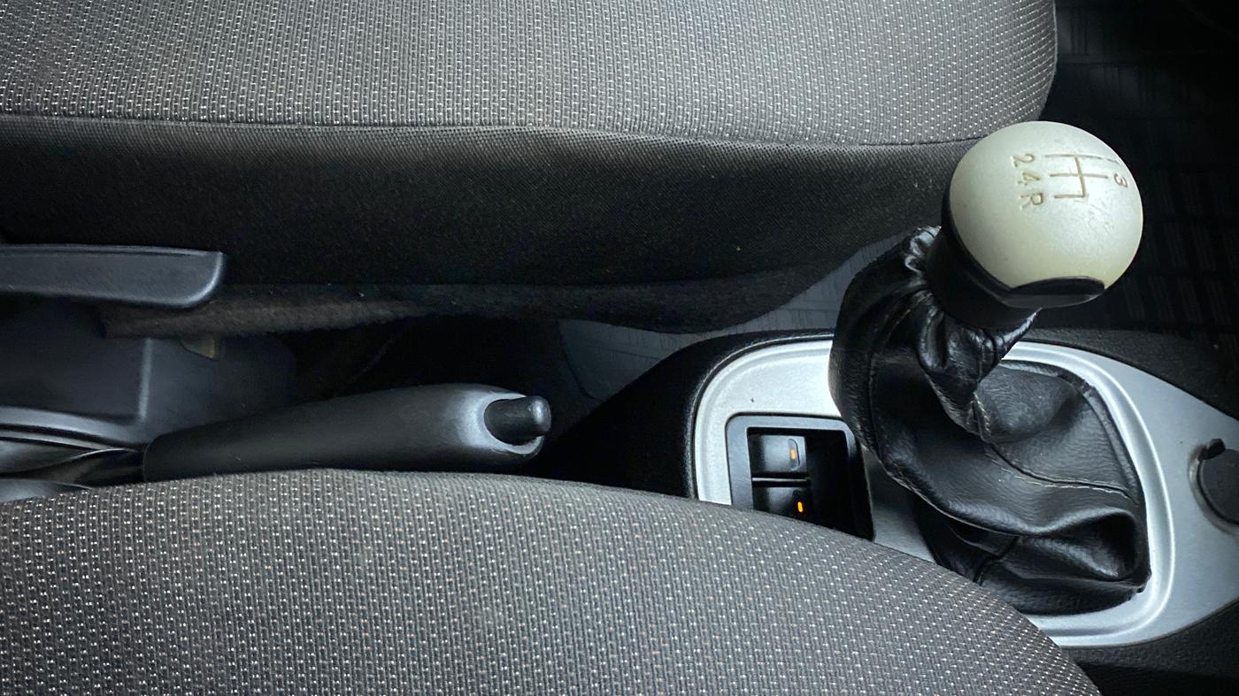 2015 Tata Nano XT TWIST, Petrol, Manual, 45,231 km, Gear Lever