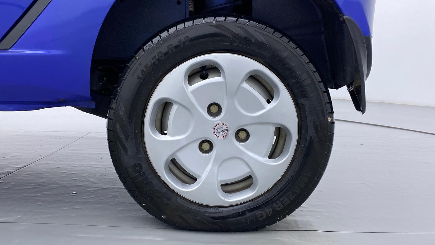 2015 Tata Nano XT TWIST, Petrol, Manual, 45,231 km, Left Rear Wheel
