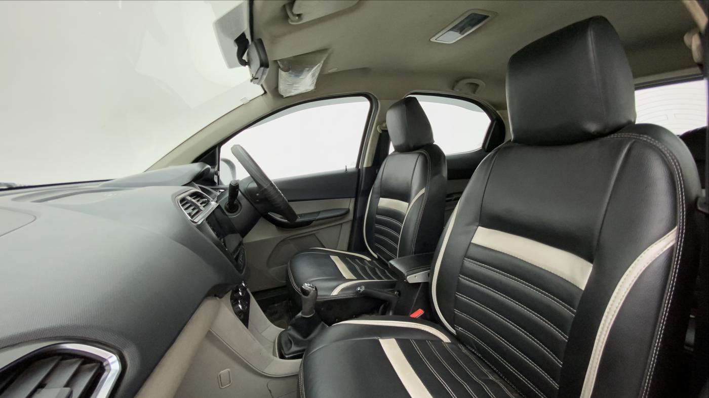 2017 Tata Tiago XZ DIESEL, Diesel, Manual, 86,306 km, Right Side Front Door Cabin
