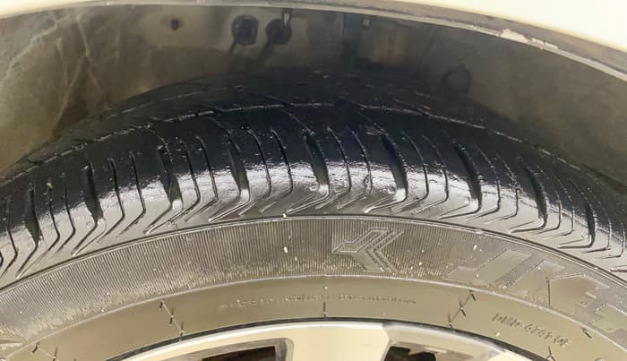 2021 Honda City 1.5L I-VTEC ZX CVT, Petrol, Automatic, 1,07,733 km, Right Front Tyre Tread