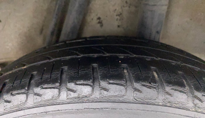 2017 Honda Jazz 1.2L I-VTEC V AT, Petrol, Automatic, 58,809 km, Left Rear Tyre Tread