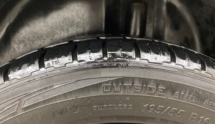 2019 Volkswagen Polo HIGHLINE PLUS 1.0 16 ALLOY, Petrol, Manual, 84,906 km, Left Rear Tyre Tread