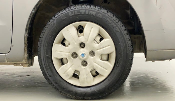 2010 Maruti Wagon R 1.0 LXI, Petrol, Manual, 62,857 km, Right Front Wheel