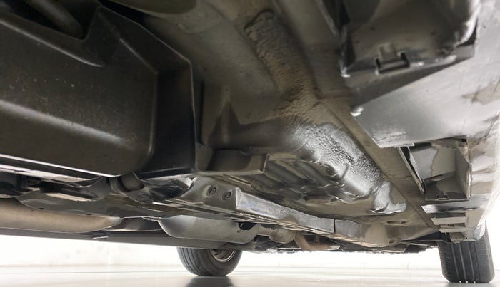 2015 Toyota Camry 2.5 AT, Petrol, Automatic, 66,402 km, Right Side Underbody