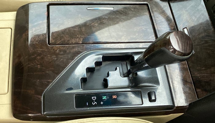 2015 Toyota Camry 2.5 AT, Petrol, Automatic, 66,402 km, Gear Lever