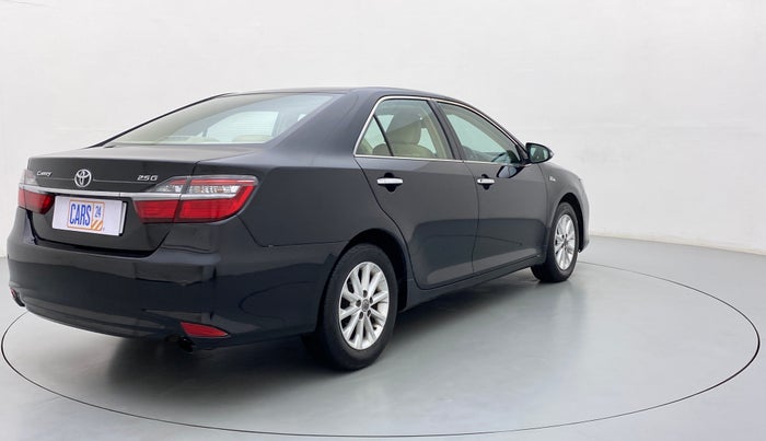 2015 Toyota Camry 2.5 AT, Petrol, Automatic, 66,402 km, Right Back Diagonal