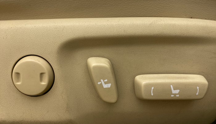 2015 Toyota Camry 2.5 AT, Petrol, Automatic, 66,402 km, Electrically Adjustable Driver's Seat