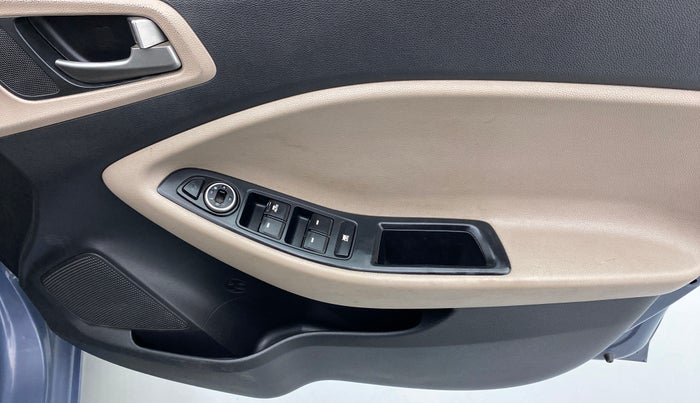 2015 Hyundai Elite i20 ASTA 1.2, Petrol, Manual, 1,06,320 km, Driver Side Door Panels Control