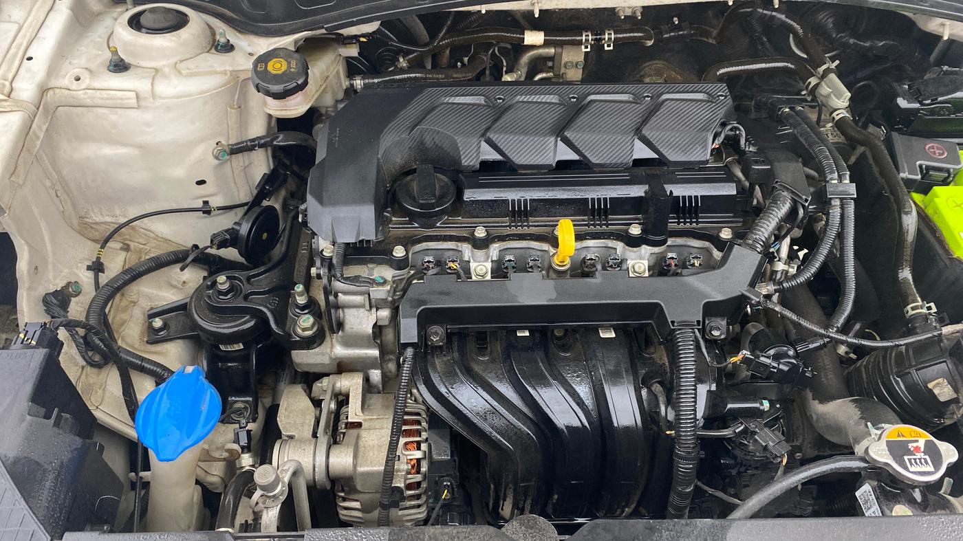 2020 KIA SELTOS HTX 1.5 PETROL, Petrol, Manual, 1,03,939 km, Engine View - Right
