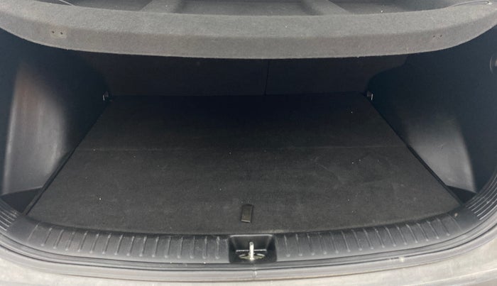 2020 KIA SELTOS HTX 1.5 PETROL, Petrol, Manual, 1,03,939 km, Boot Inside