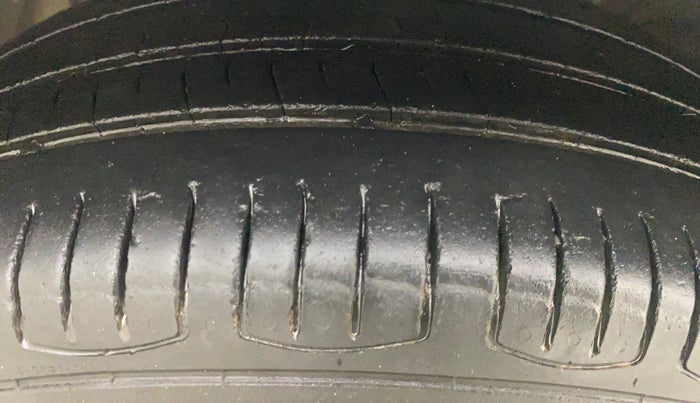 2019 Hyundai NEW SANTRO SPORTZ AMT, Petrol, Automatic, 88,198 km, Left Front Tyre Tread