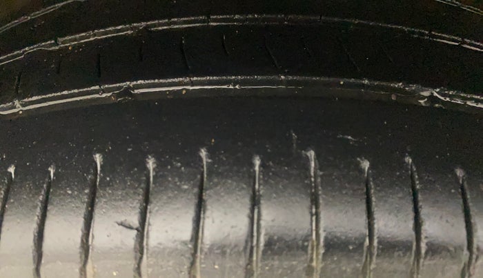 2019 Hyundai NEW SANTRO SPORTZ AMT, Petrol, Automatic, 88,198 km, Right Front Tyre Tread