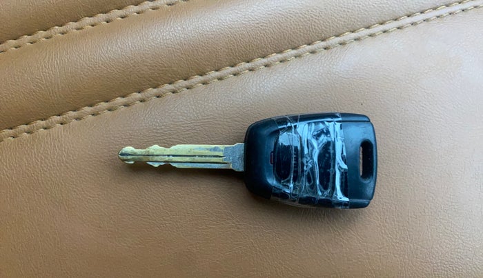 2019 Hyundai NEW SANTRO SPORTZ AMT, Petrol, Automatic, 88,198 km, Key Close Up