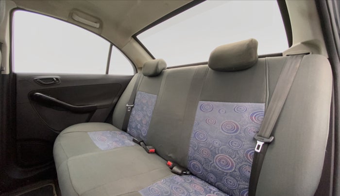2015 Tata Zest XMS RT, Petrol, Manual, 78,117 km, Right Side Rear Door Cabin