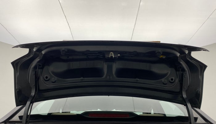 2015 Tata Zest XMS RT, Petrol, Manual, 78,117 km, Boot Door Open